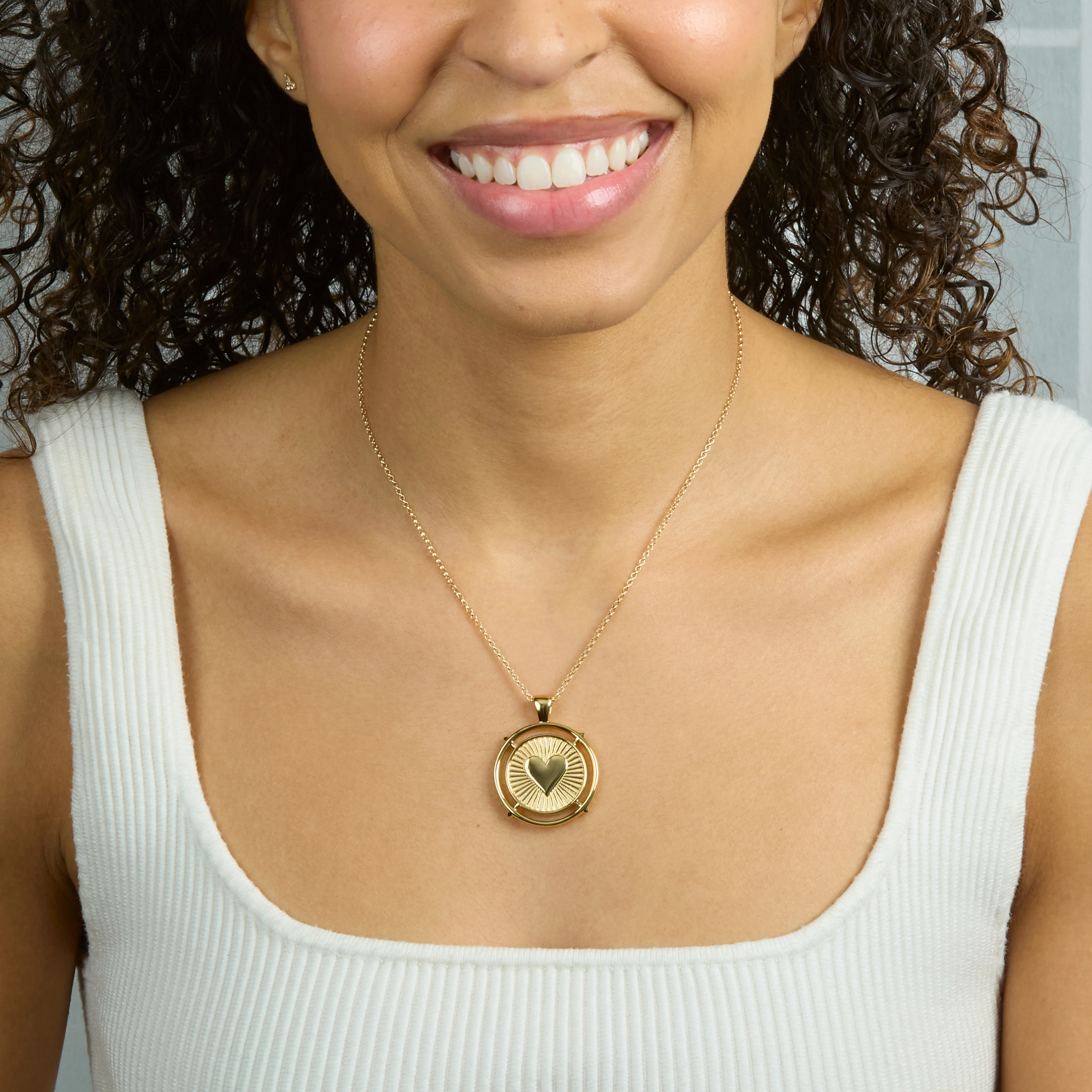 El Corazon LOVE Pendant - Image 3