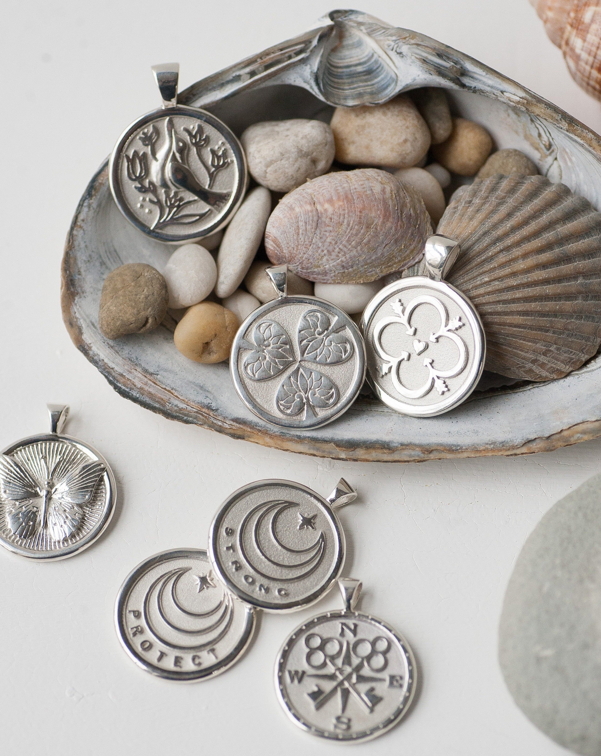 FOREVER JW Small Pendant Coin in Silver - Image 7