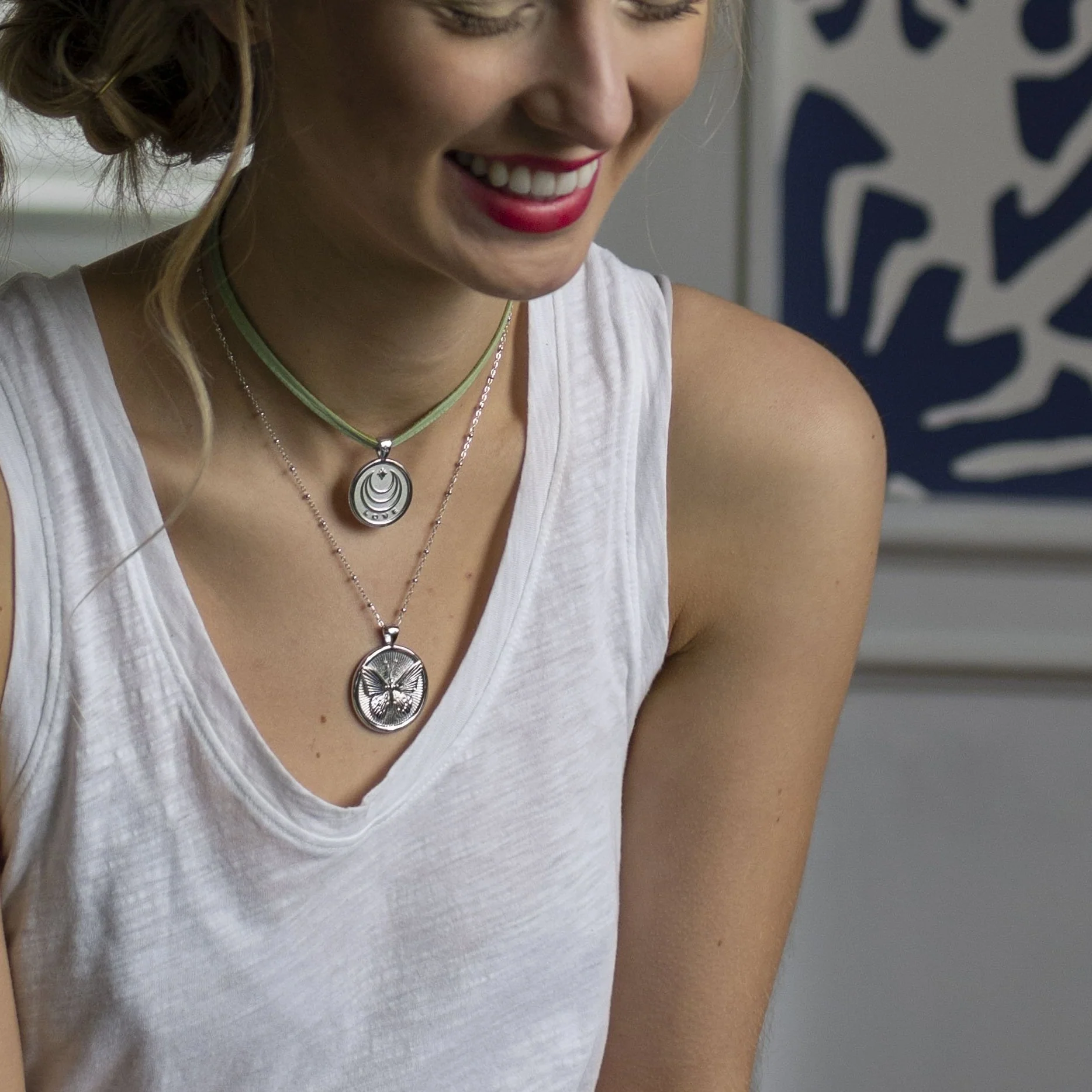 FREE JW Small Pendant Coin in Silver - Image 7