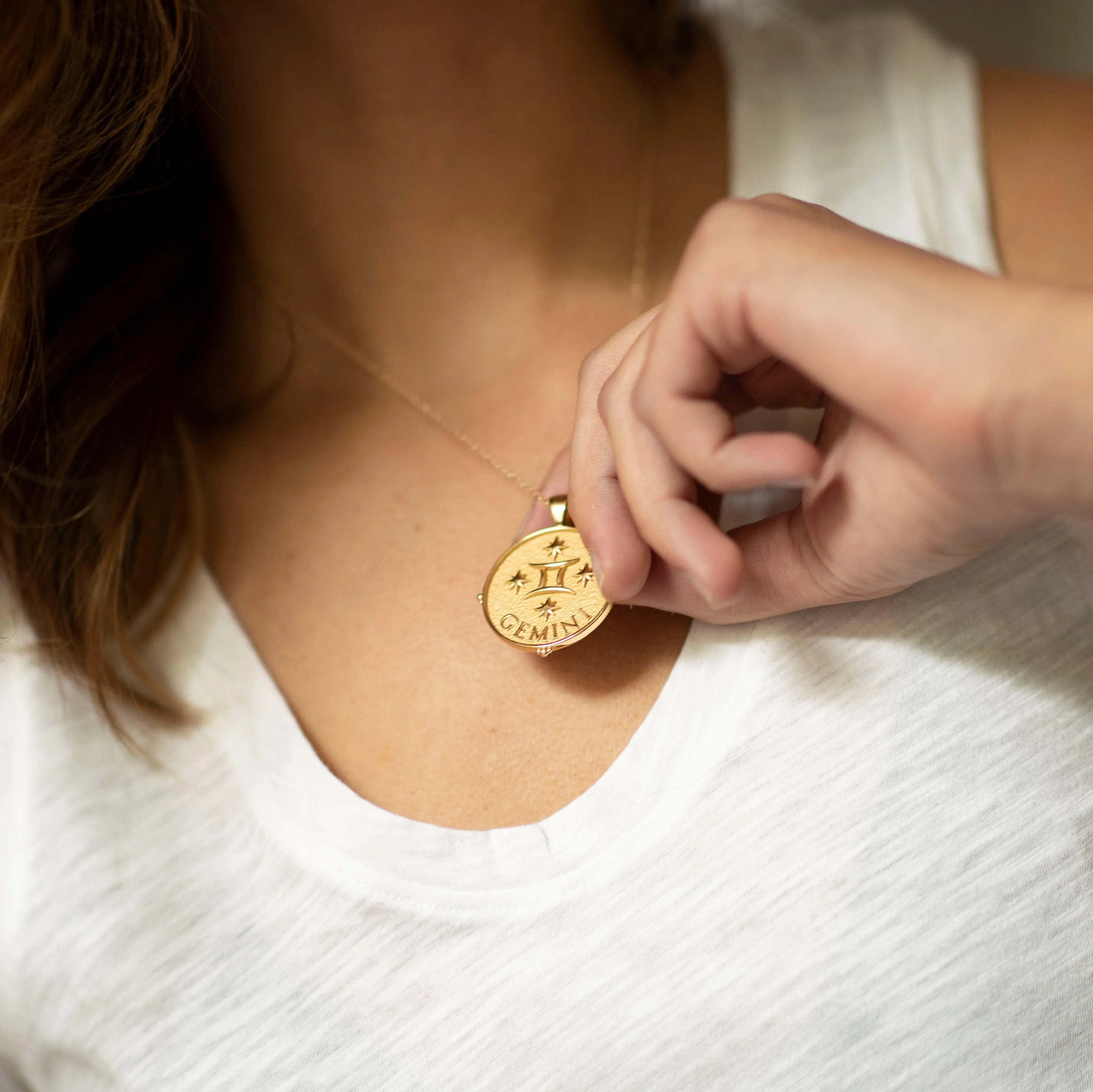 GEMINI JW Zodiac Pendant Coin - May 21 - Jun 20 - Image 4