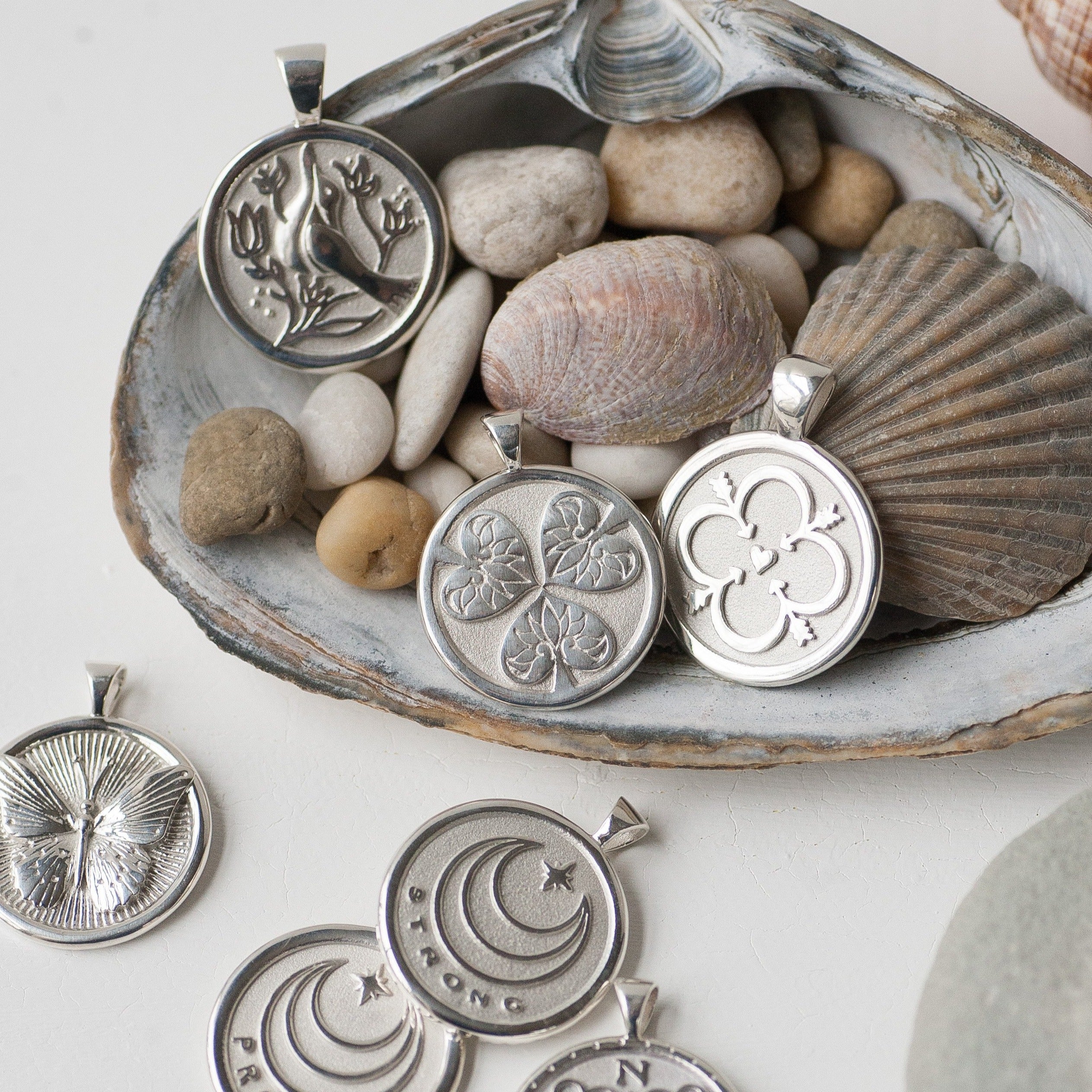 LOVE JW Small Pendant Coin in Silver - Image 4